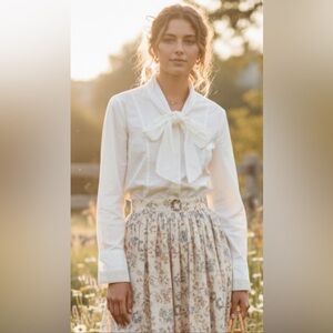 Scotch & Soda Maison Scotch 100% cotton tie blouse button down. Size M.